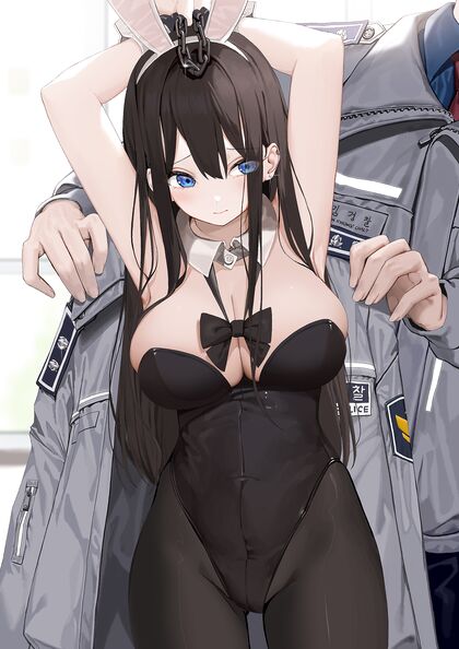 Horny bitch gets hand- cuffed for her kinkiest hobby - HENTAI PICS!