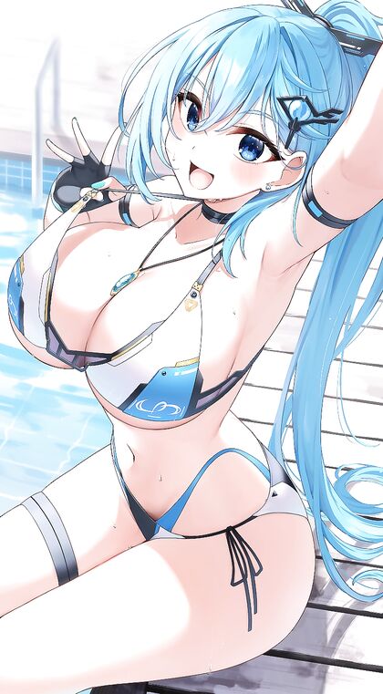 Damnn Hot! Hentaic Selfies in Swimmin Pool - XXX Pics Galore!