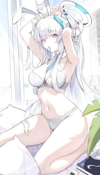 Hella Hot Harem Starring Bun-babe NaughtyNoah