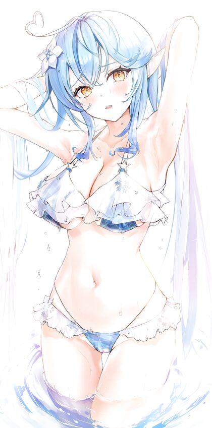 Busty Babe in Hottest Wet T-shirt Contesxt! XXX Pics of Water Splashing on Her Boobs Will Make Your Dick Throb!