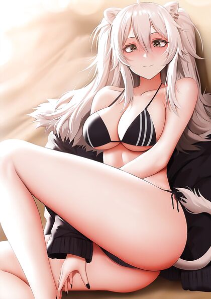 Horny Botan bustin out her XXX hottie bod for some wet n wild fun!