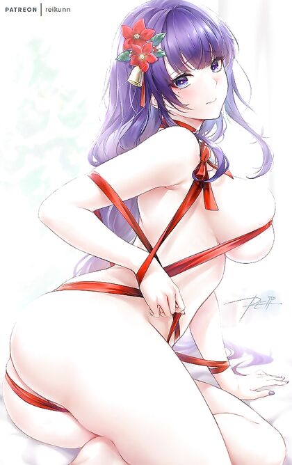 Holiday Hottie Gets DPed by Santa & His Elves in XXX Pic