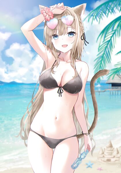 Horny as Fuck Beach Babe With Kittypaws Gets Down on Her Hands & Pawss