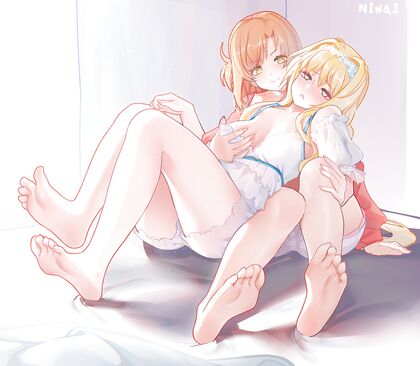 AsundaLicious! Alice Goes Hentaicrazy on Her BFF!