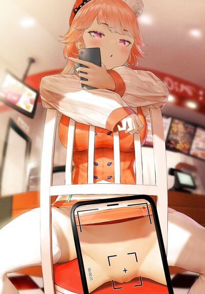 Dude Caught Sneakin’ Pics Of His Hot GF – HENTAI XXX Pic Goes Viral!