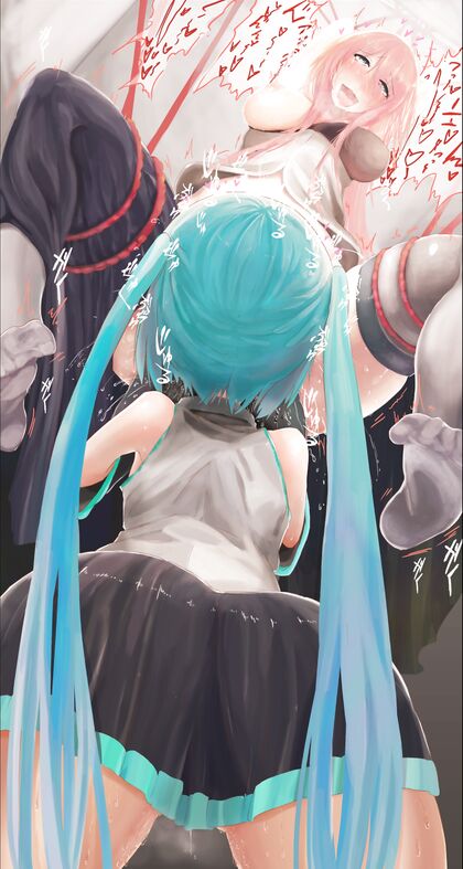 Holy shitlords! Miku gives megaslutty Mega-chan an orgasmic ride to die for!