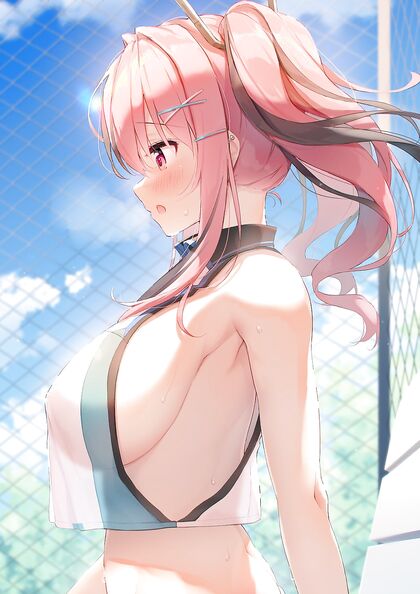 Holy Hooters! Busty Broad Flashes Her Flawless Funbags in Public