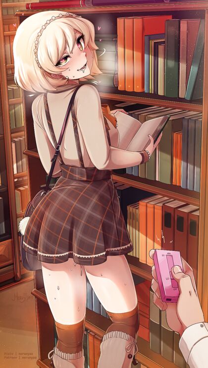 Pounding my pud in public - Vibrating hardcore action inside Library