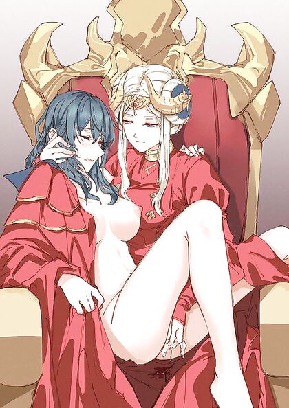 Horny bitch gets her puss fingered by hung stud in hot hentaixxx flick!