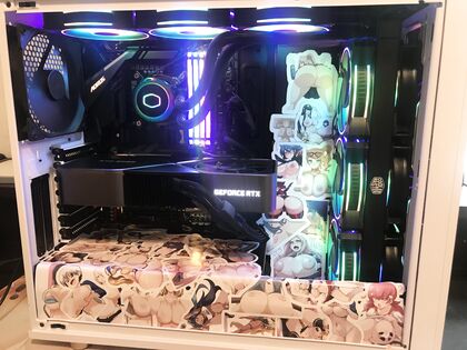Stickin’ It to My PC With Hentaided XXX Pics