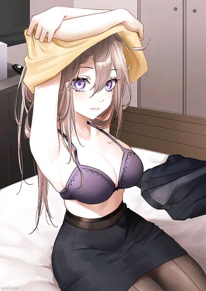 Holy shitlords! Bodacious boobs & big-ass beauty w/ doe peepers in hentaicontents!