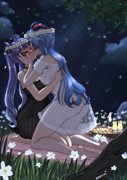 Holy Fuckin’ Hotties! Kequng & Ganymede Go Stargazhing
