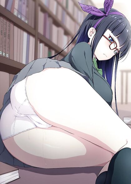 Horny Library Slut Tries To Read Huge Dick But Can’T Keep Her Panties From Wetting!