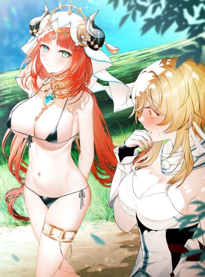 Horny bitches Nilu & Lu get their pussies wet on an X-rated stroll