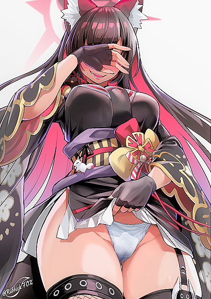 Holy shitlords! Wackin’ off to wifey-wife showcin‘ them honeysweetpants