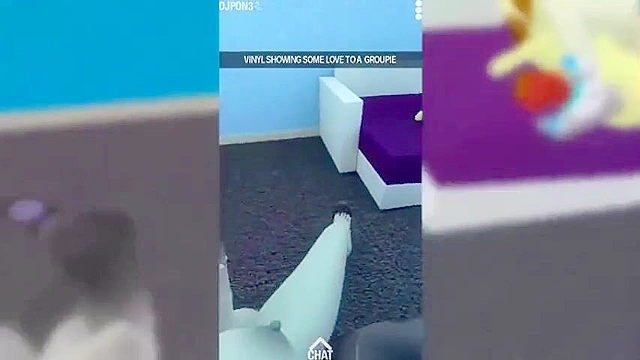 My little futanari pony has sex with a fan with her big shecock