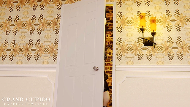 Tifa Lockhart having Fun with 2B in dirty threesome