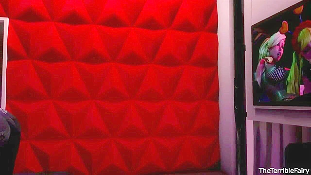 Your Number One Fan - Futa girl rocks star fucks fan backstage