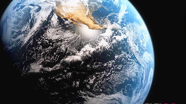 3D porn alien fucks hard a sexy blonde in her ass in the fire cave