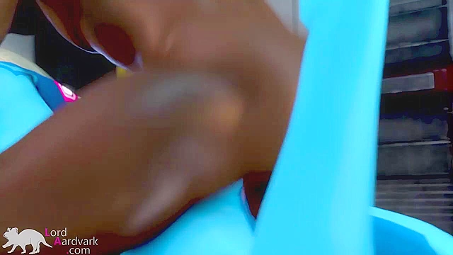 Samus Aran takes a huge black cock deep up her asshole