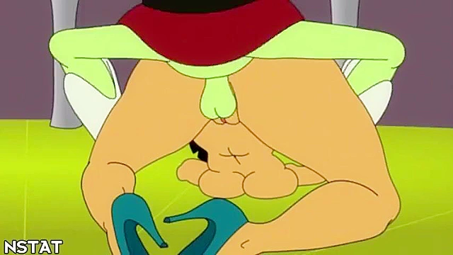 Amy from futurama rides on a cock in the middle of a party