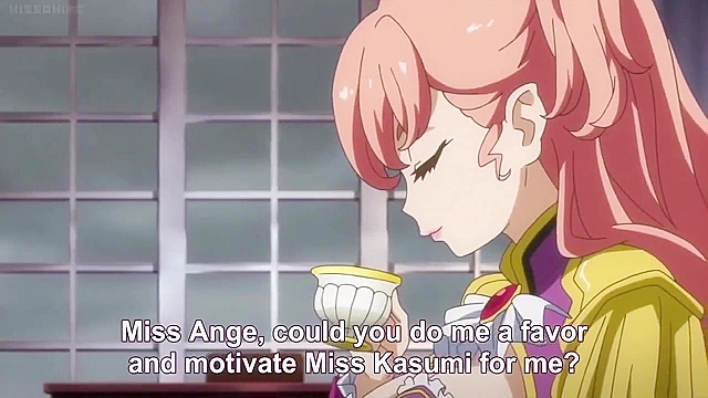 Sexy lesbian babe gets served drinks while in the bathtub before sexy fighting