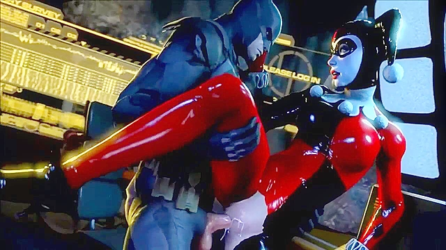 Catwoman and Harley Quinn give a tag team blowjob