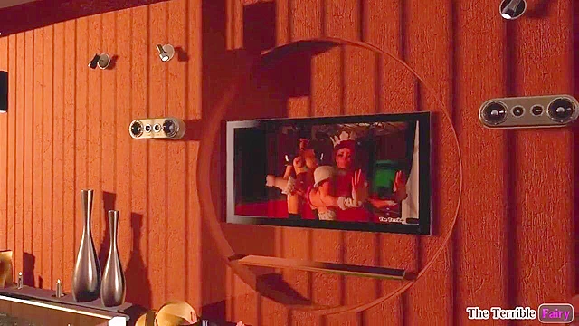 Be Mine - Big dicked futa girl gives it deep to her girlfriend