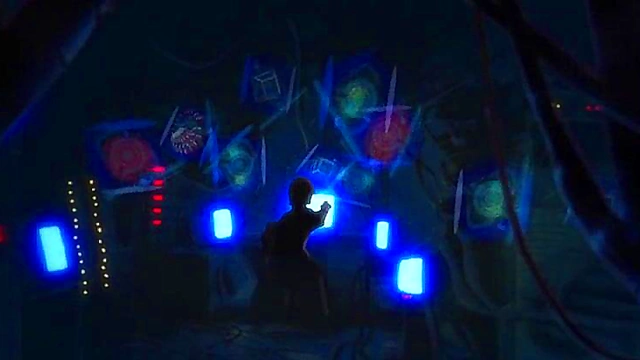 Cyberpunk Mindfuck – Anime Beauty Lain’s Intense Sexual Awakening