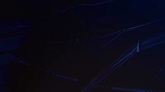 Cyberpunk Mindfuck – Lain's Anime Adventure in Episode 6/Subtitled