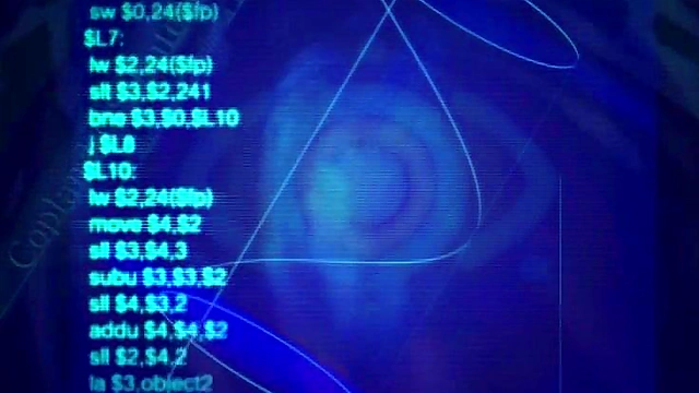 Cyberpunk Mindfuck – Anime Hacker Lain’s Seductive Subtitled Adventure