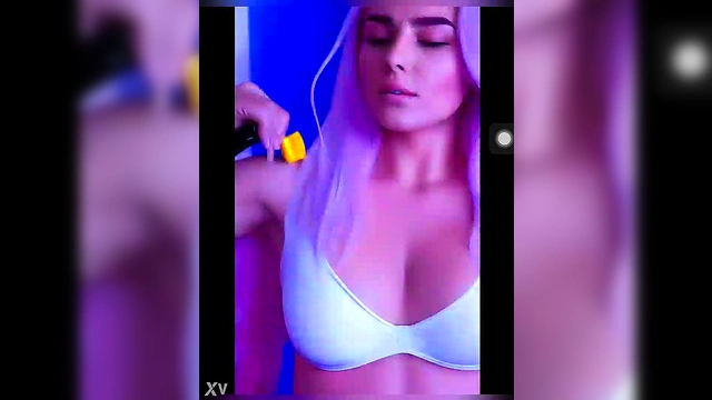 Horny Succubus Seduces in Artistic AI-Hentai Ecstasy