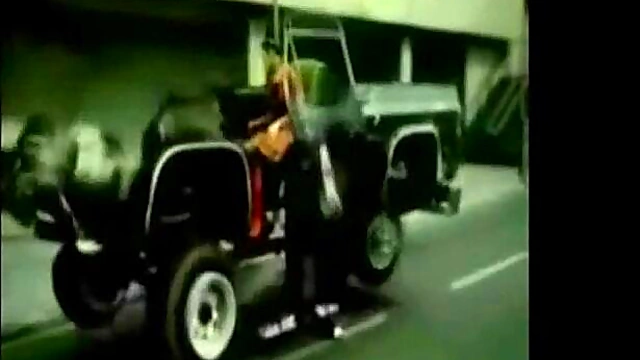 Alien Babe Sucks Two Cocks in Wild 3D Anime Group Action