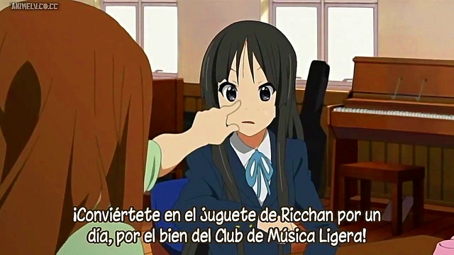 K-ON Anime Girls Rock Out With Sexy Music & Seductive Moves