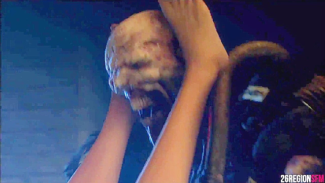 Jill Valentine vs Nemesis huge monster cock