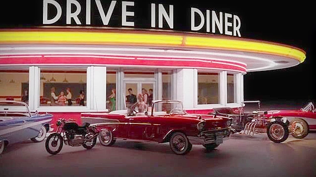 Futanari sex in a restaurant with busty blonde and brunette dickgirls