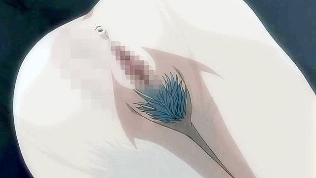 Senpai loses her virginity to a guy in the public locker room