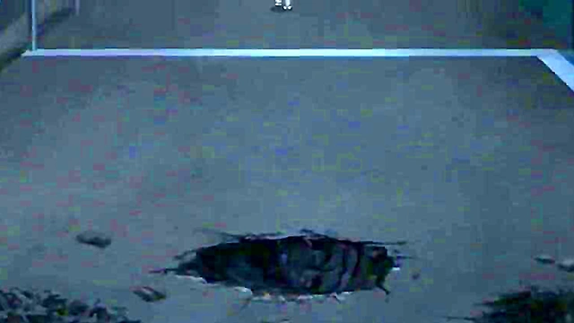 Horny Anime Chick Gets Wild in To Love-Ru Darkness Episode 4 Ecchi Scene