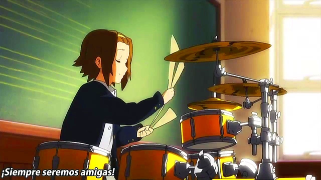 K-ON! Anime Girls Rock Out With Sexy Music & Seductive Moves