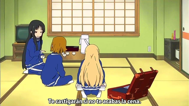 K-ON! Anime Girls Rock Out With Sexy Music & Seductive Moves