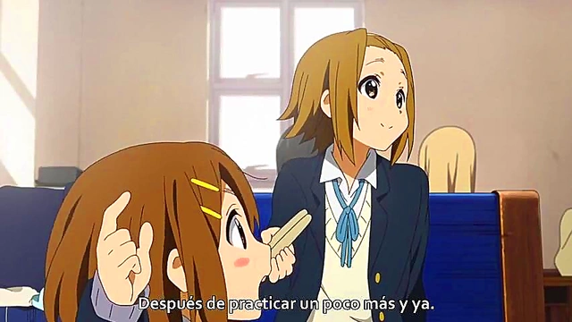 K-ON! Anime Girls Rock Out With Sexy Moves & Seductive Music Scenes