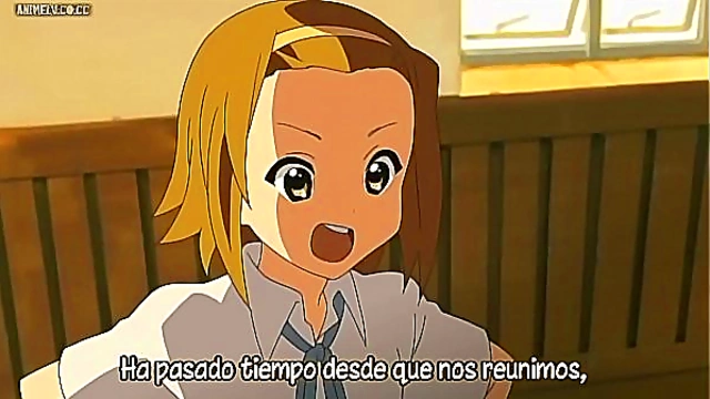 K-ON Anime Girls Rock Out With Sexy Music & Seductive Moves