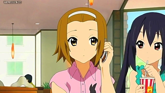 K-ON Anime Girls Rock Out With Sexy Music & Seductive Moves