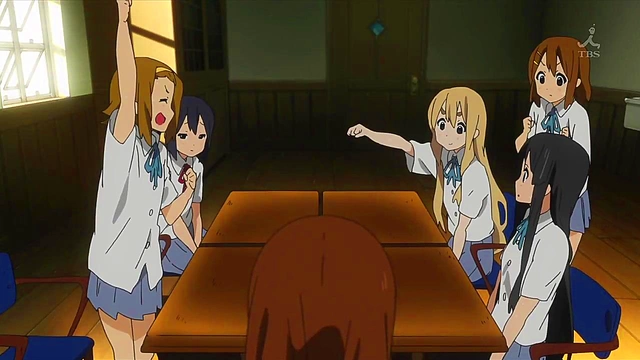 K-ON! Anime Girls Rock Out With Sexy Music & Seductive Moves