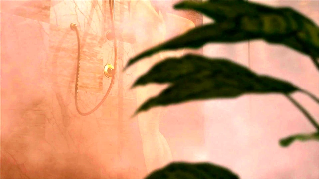 DOA Sluts Soak Together in Steamy Bath for Naughty Fun