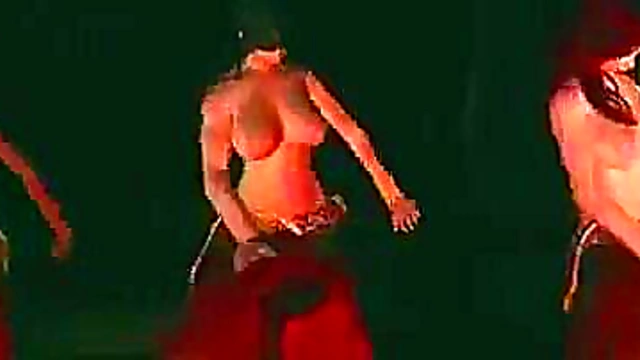 Brunette CartoonGirl Shows Off Sexy Moves in 3D Skyrim Dance Fantasy