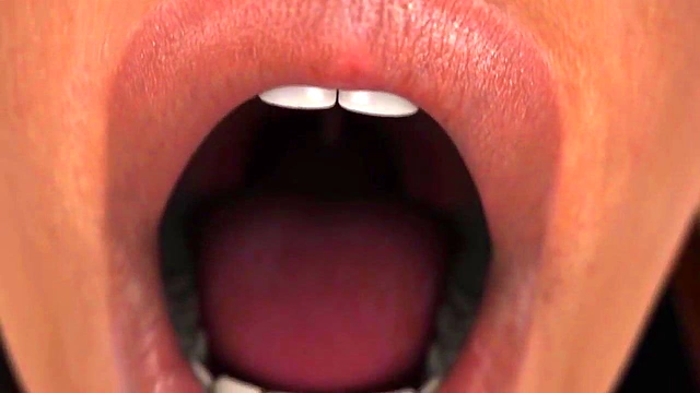 Giantess Domination in 3D Hentai Locker Room Sex Game Adventure