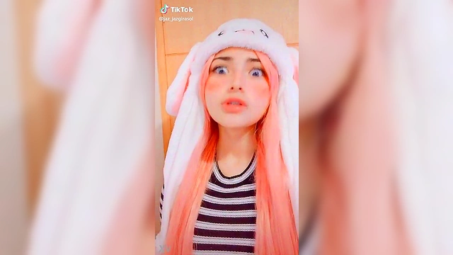 Horny Cousin Blows Potato To Cool It Down Before Hot Hentai Sex Session