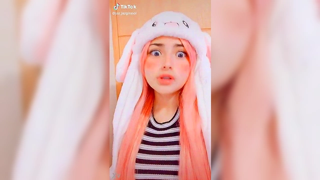 Horny Cousin Blows Potato To Cool It Down Before Hot Hentai Sex Session