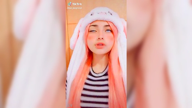 Horny Cousin Blows Potato To Cool It Down Before Hot Hentai Sex Session